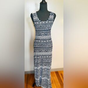 Rue21 Women’s Navy Blue and White Strapless Bodycon Maxi Dress Lace Back
